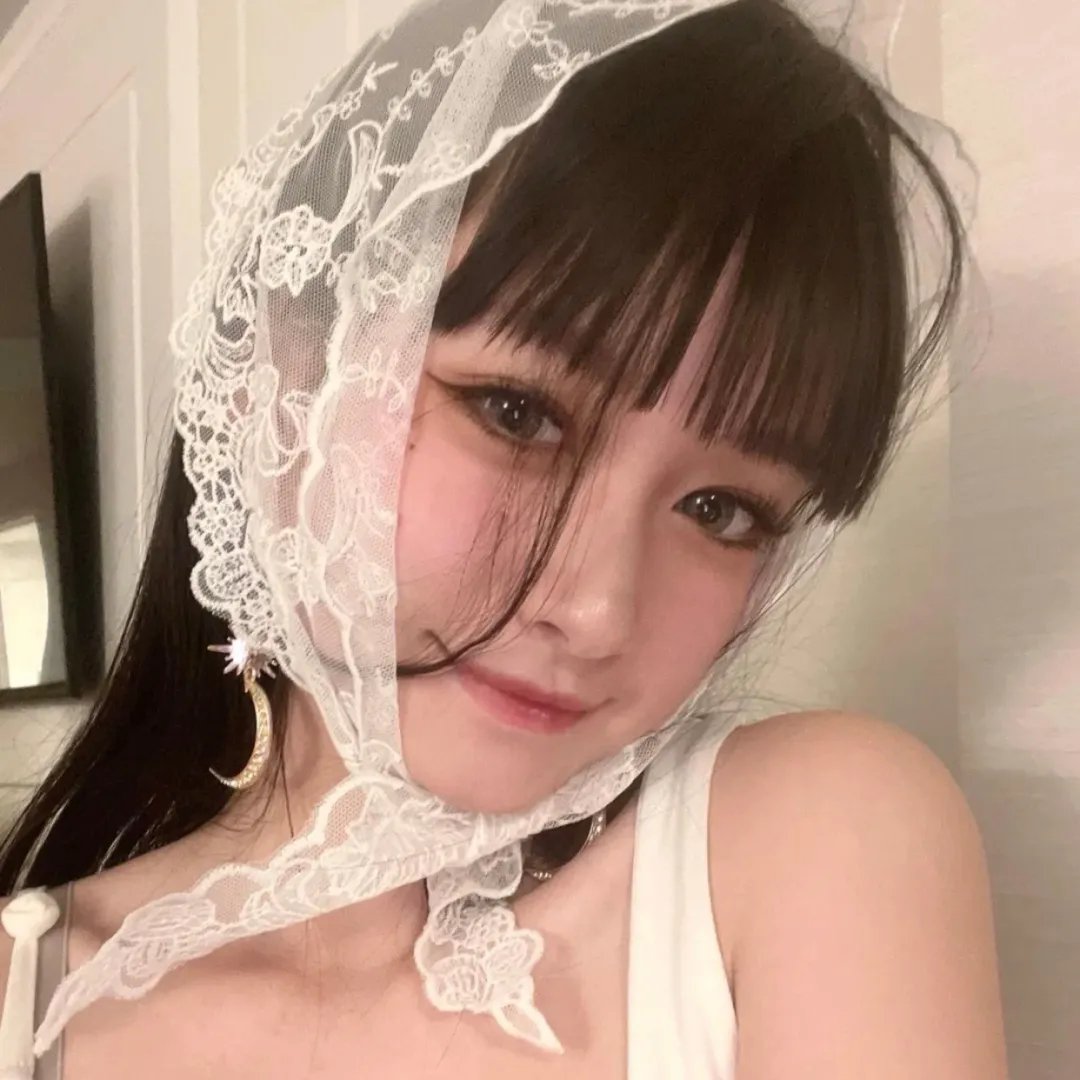 她来自台北 海报